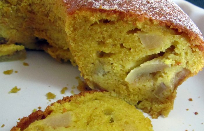Bolo de Maçã e Iogurte muito fofo e suculento