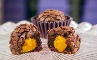 Brigadeiro Recheado com Bolo de Cenoura Muito Saboroso