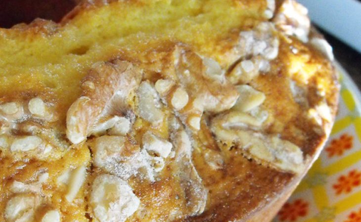 Bolo de natas com nozes que é uma delícia