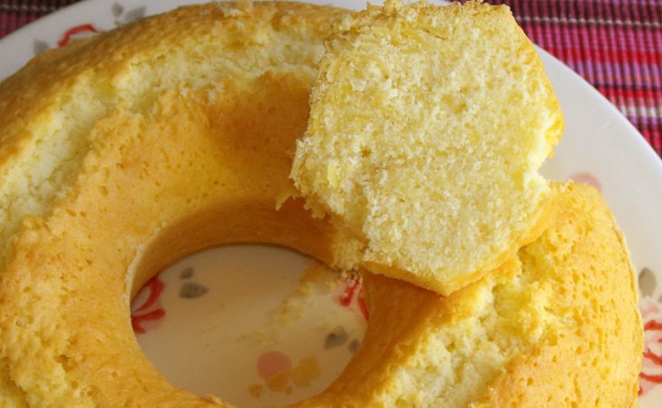 Bolo de fécula de batata com amêndoas delicioso
