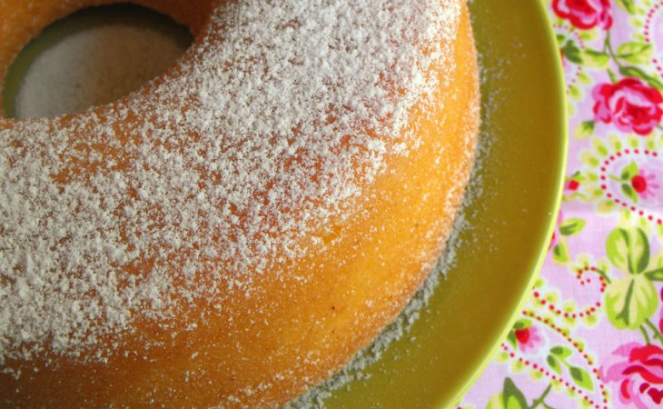 Bolo de vinagre fofo e simples de fazer
