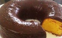 Bolo de Cenoura com Cobertura de Chocolate