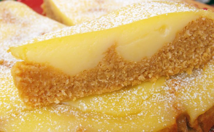 Tarte de coco e creme de pasteleiro que é uma delícia