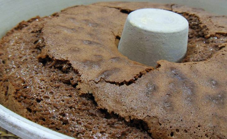 Bolo de Chocolate Extra Fofo e delicioso