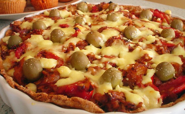 Tarte de Atum com Pimentos para o almoço