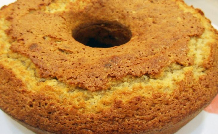 Bolo de Claras Mascavado muito fofinho e saboroso