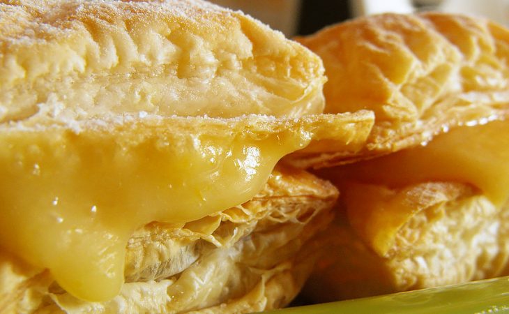 Folhados de lemon curd simples e deliciosos