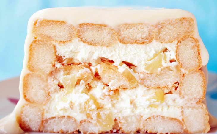 Pavê de Ananás em Camadas Cheias de Sabor