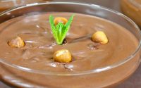 Mousse de Chocolate com Iogurte (Chocolate mousse with yogurt)