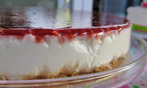 Cheesecake de Cuajada com Compota de Framboesa