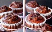 Cupcakes de Chocolate Simples de Fazer