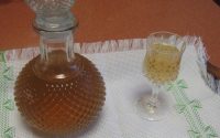 Licor de Nêspera Delicioso Feito Só de Caroços