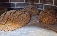 Broa de Milho🌽Caseira à Moda Antiga Cozida em Forno de Lenha