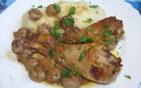 Frango Dourado com Cogumelos
